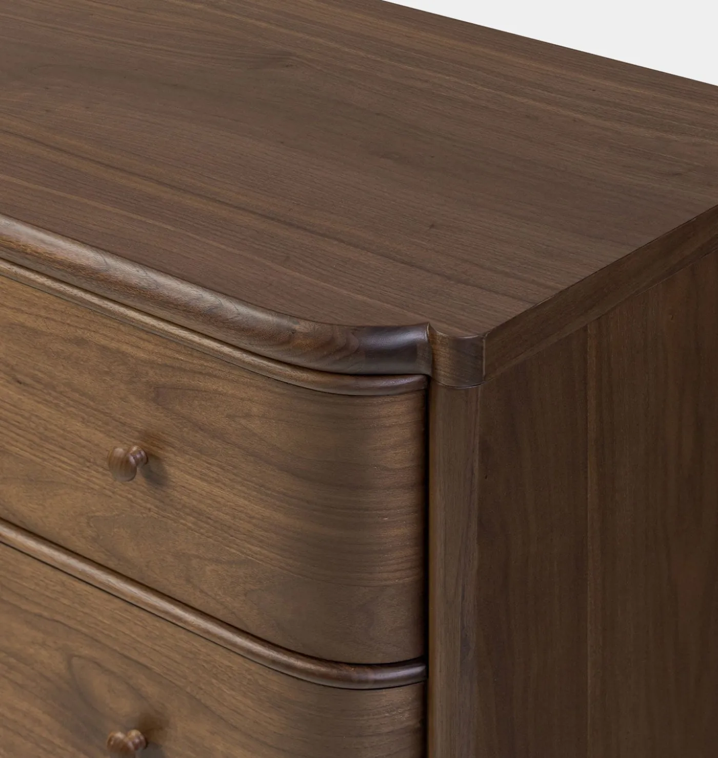 Agatha 8 Drawer Dresser