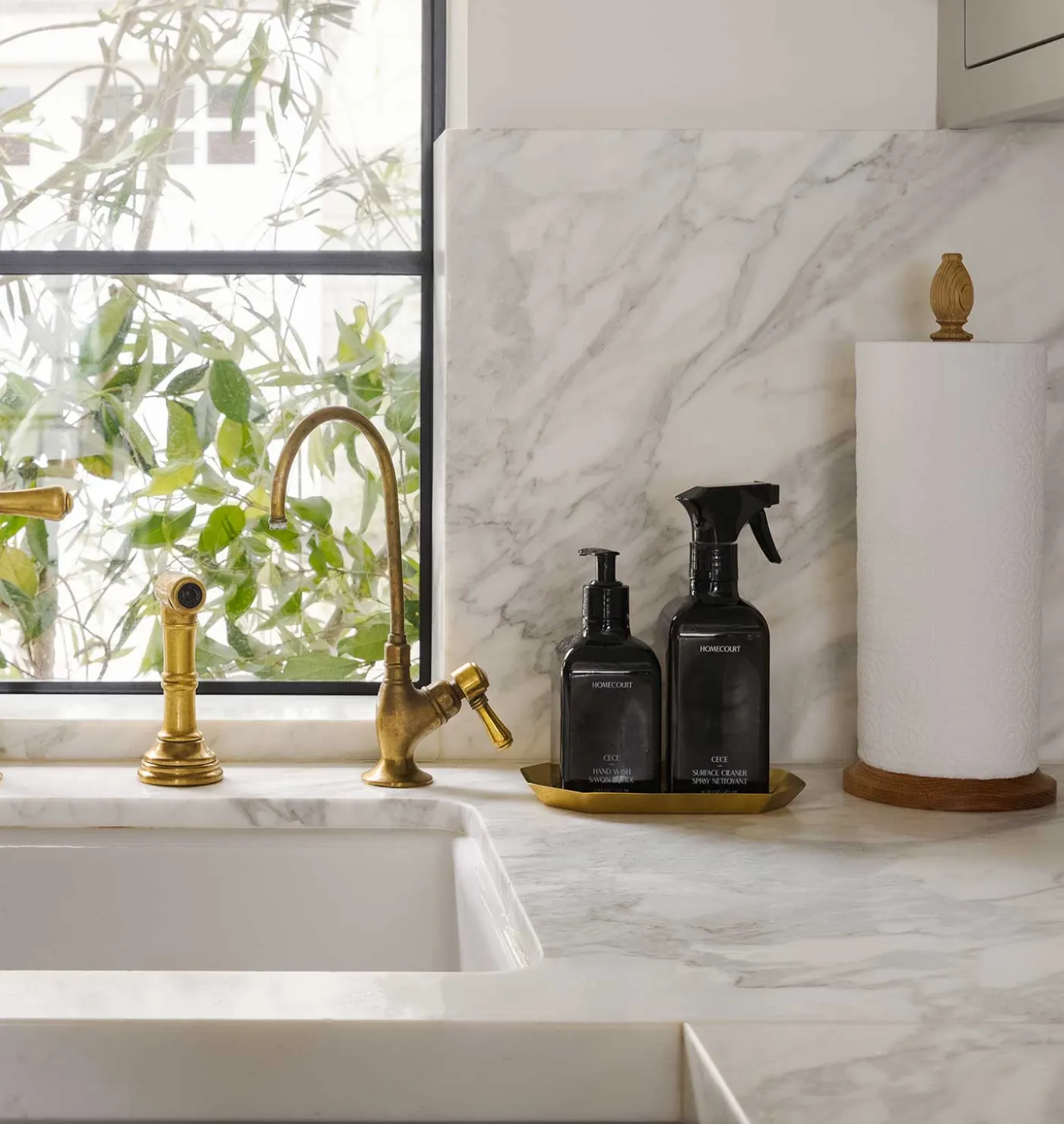 Alaya Paper Towel Holder