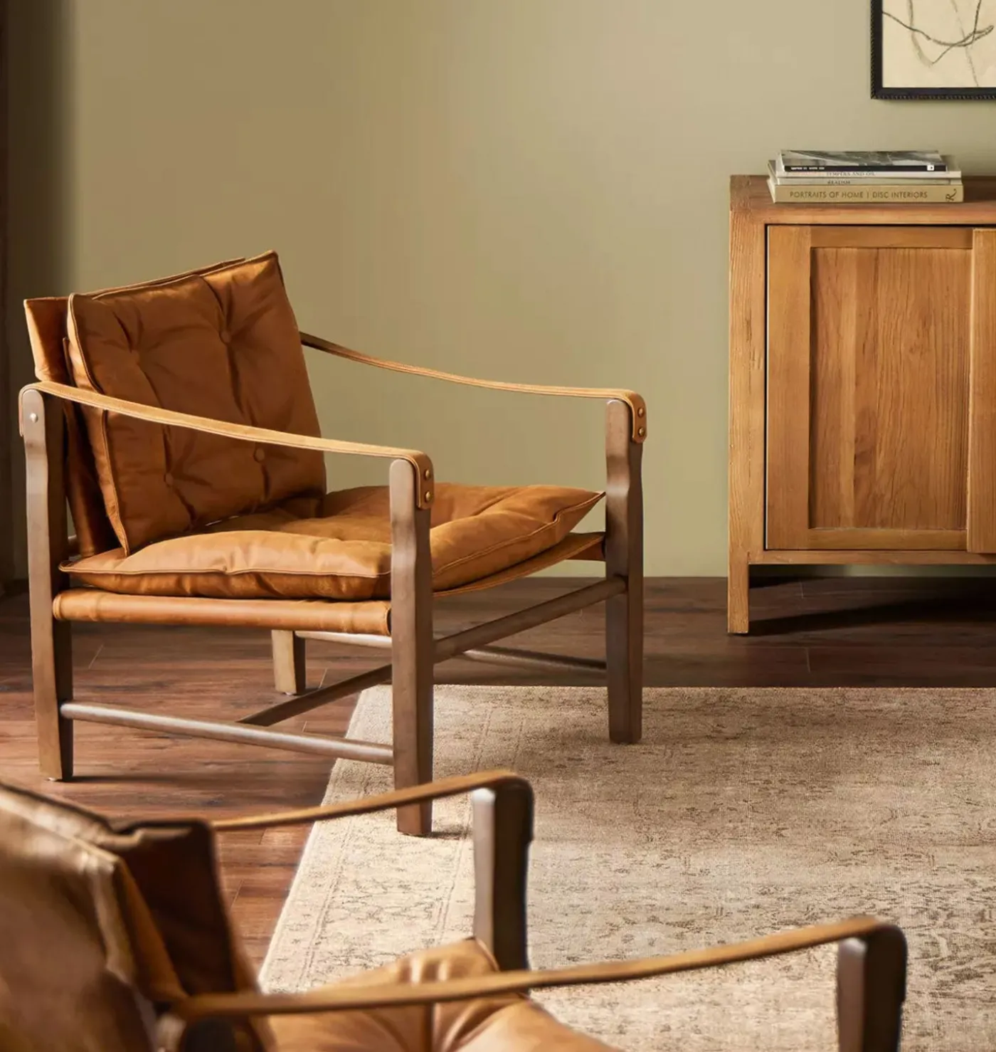 Arrow Lounge Chair