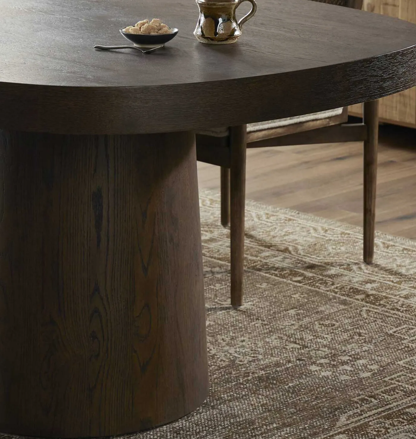 Astoria Dining Table