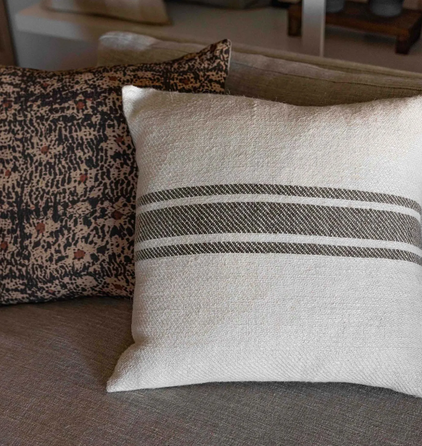 August Pillow 20" x 20"