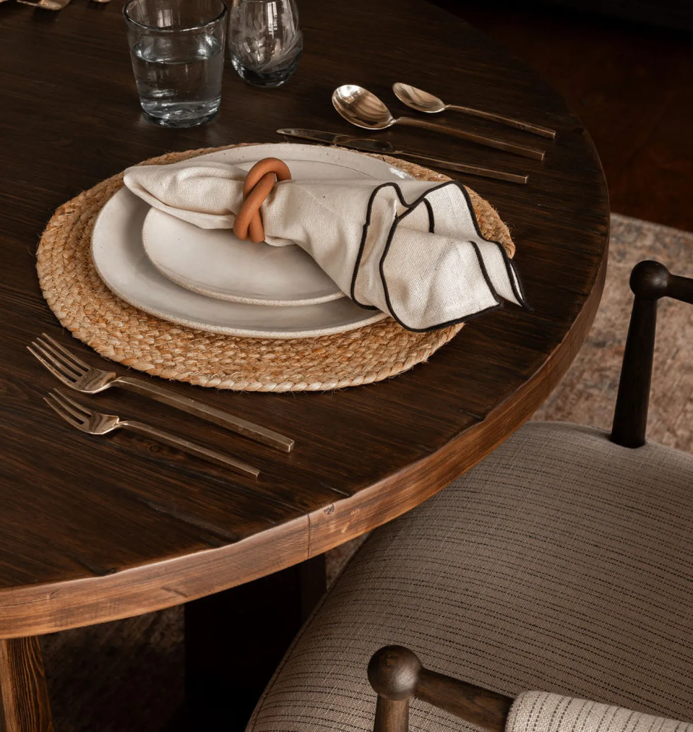 Ayla Dining Table