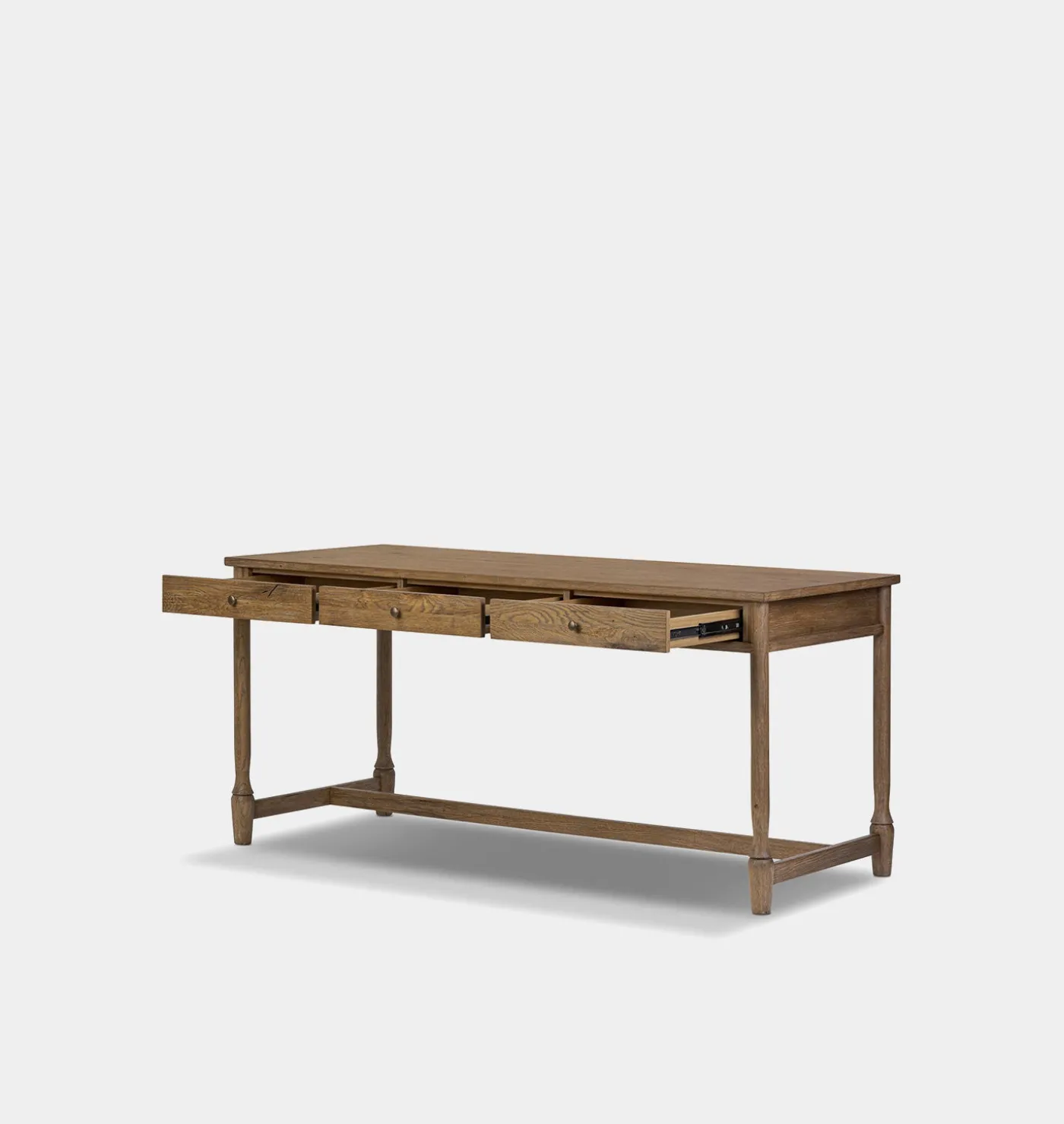 Bari Desk