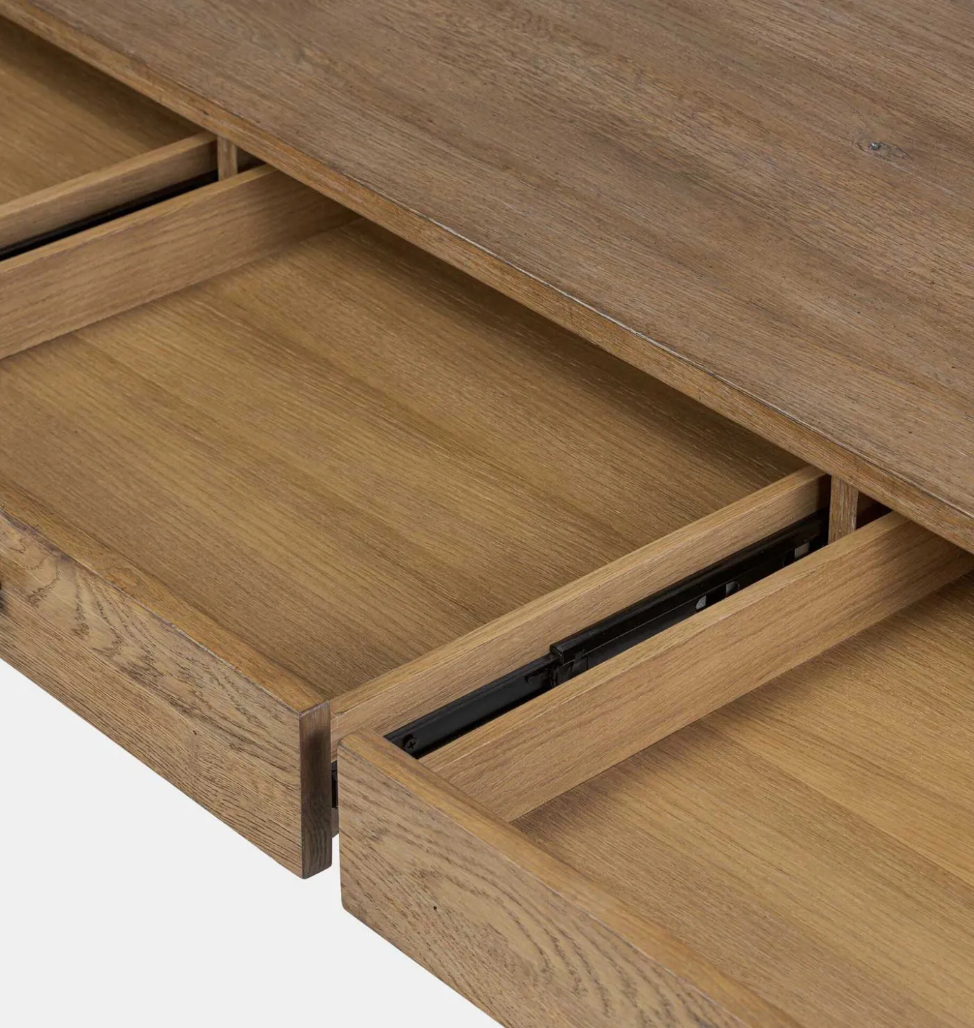 Bari Desk