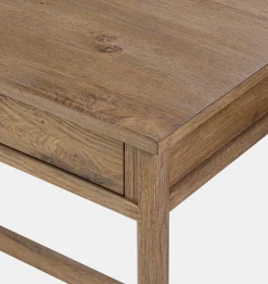 Bari Desk