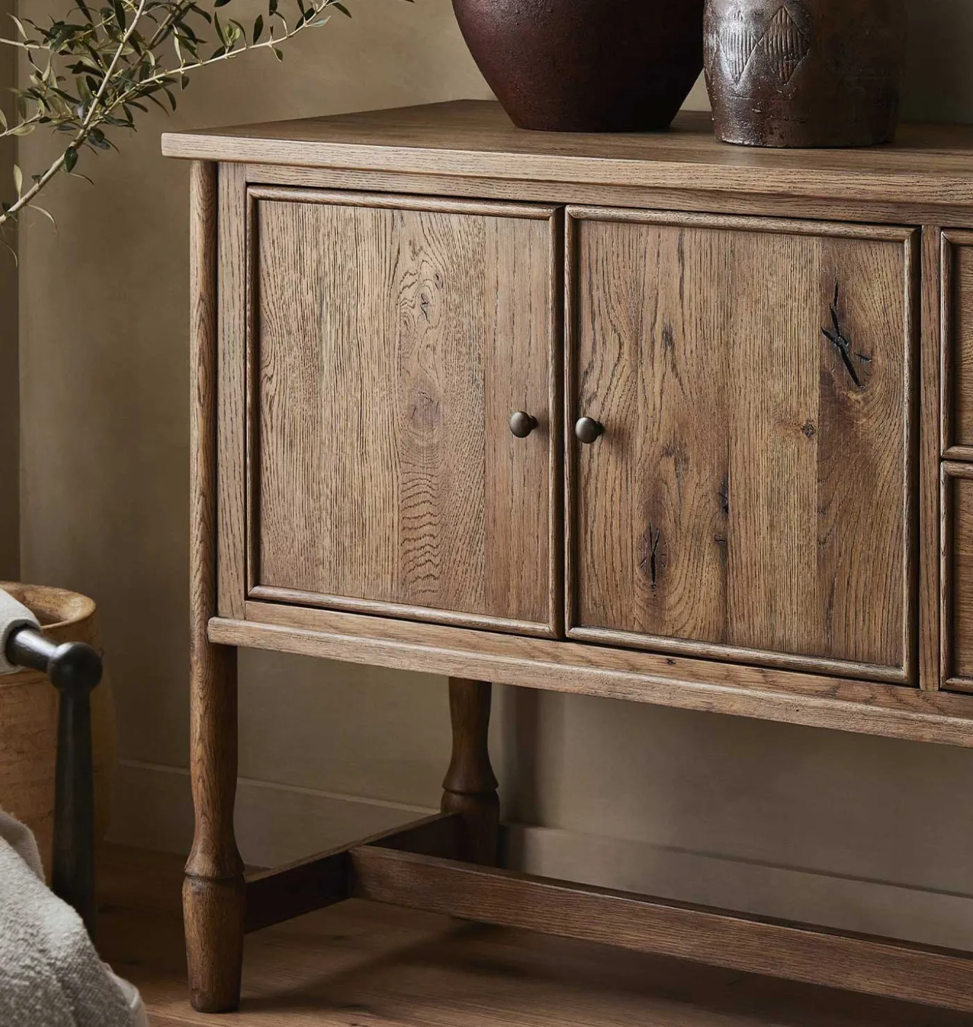 Bari Sideboard