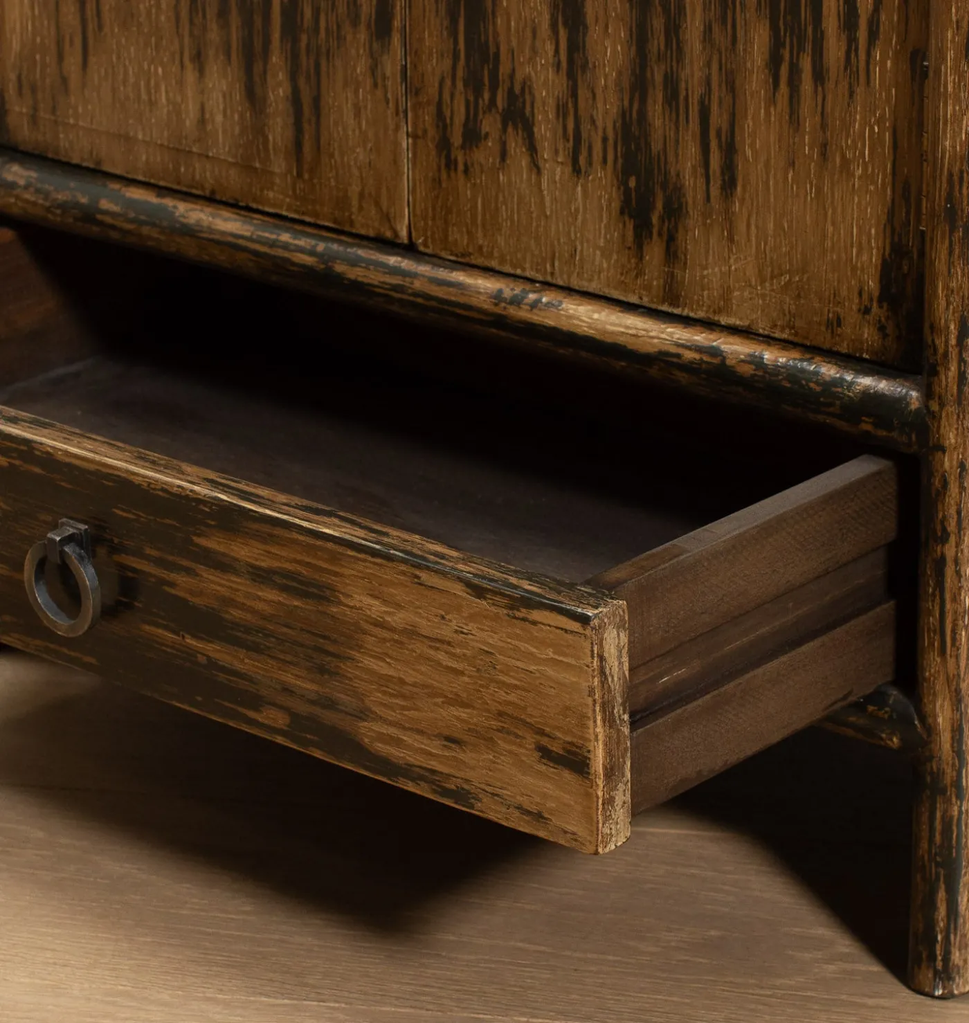 Bilbao Nightstand
