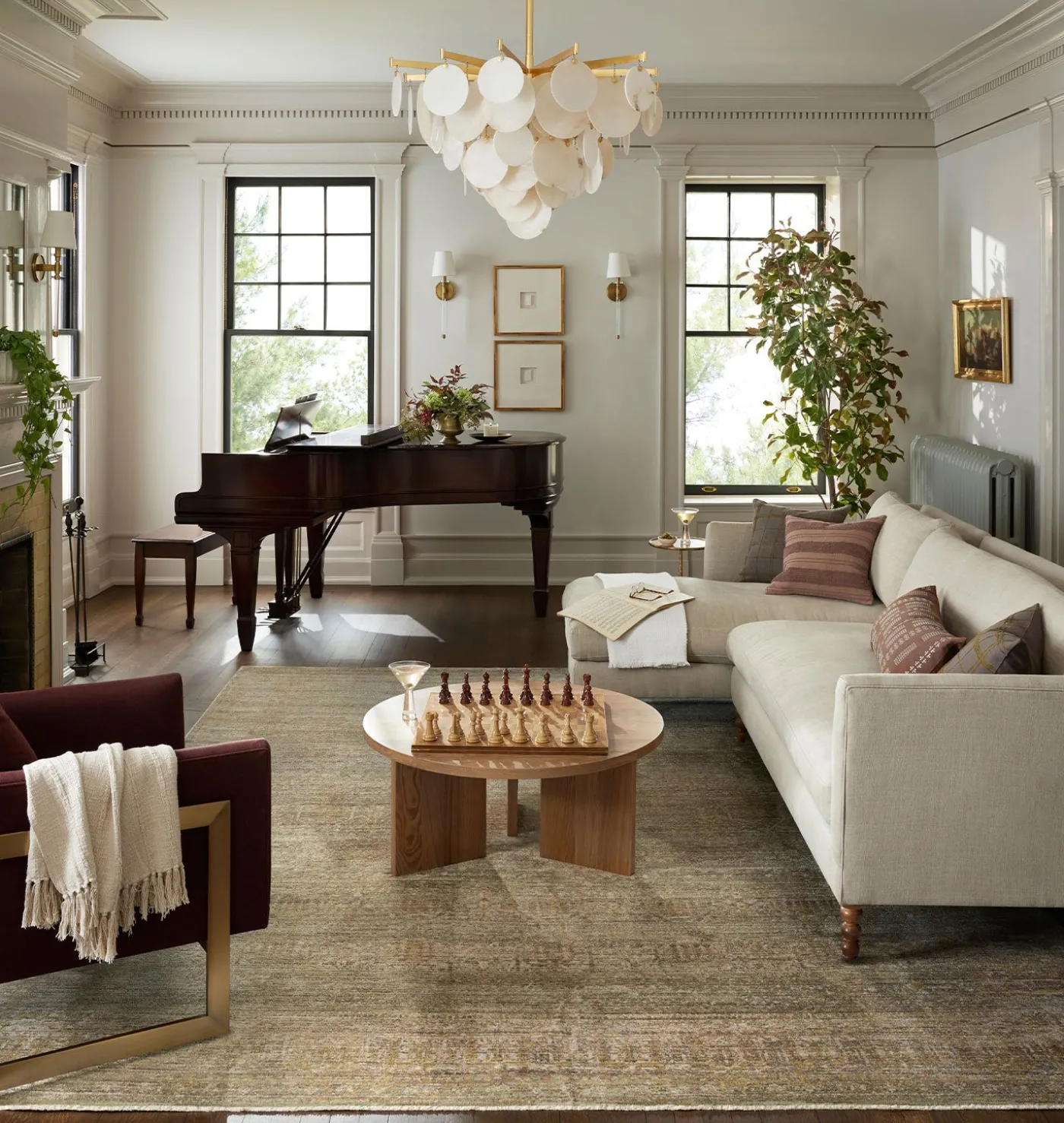 Bradbury BRU-02 Dove / Gold Area Rug