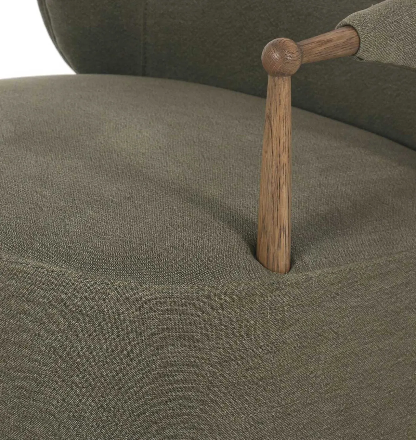 Brently Lounge Chair