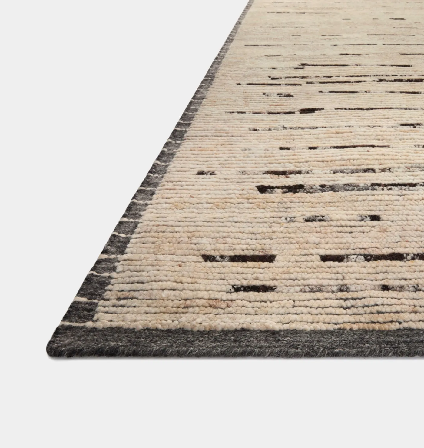 Briyana BRI-04 Natural / Black Area Rug