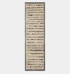 Briyana BRI-04 Natural / Black Area Rug