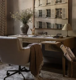 Bush Desk