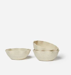 Ceramic Scalloped Bowl