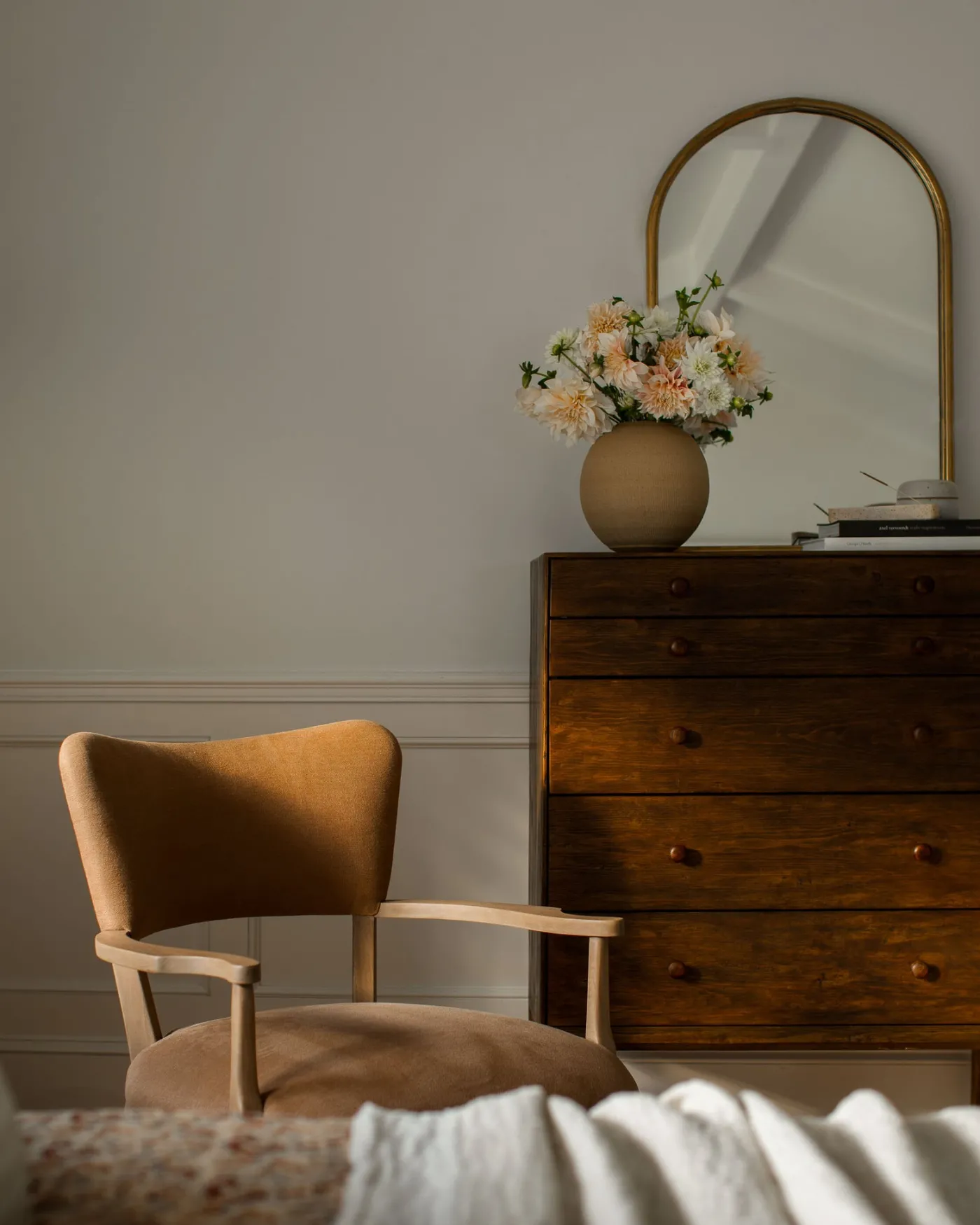 Cove Dresser