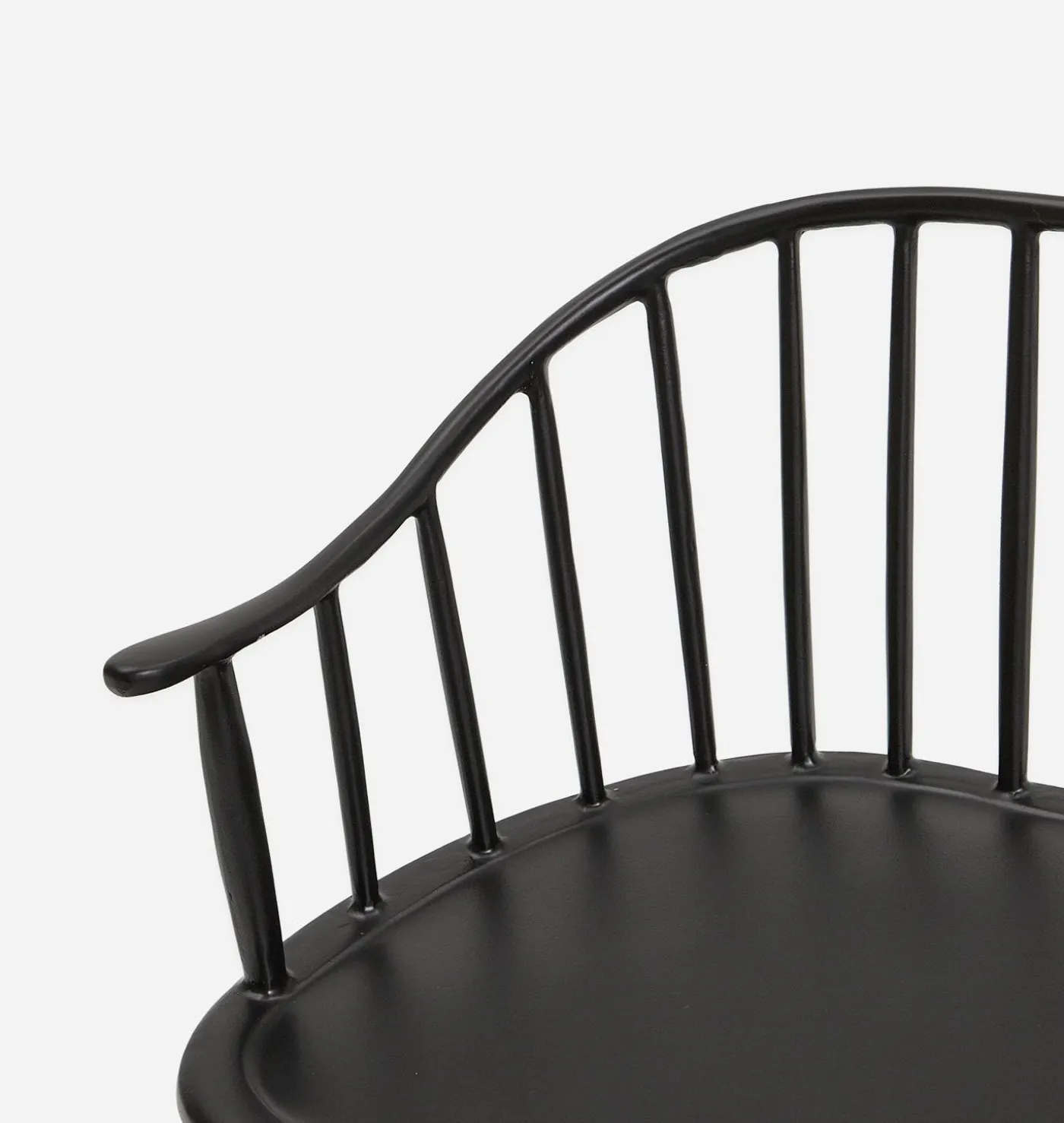 Dakota Low Back Outdoor Bench