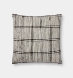 Dalia Pillow