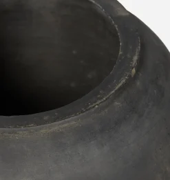 Delun Clay Vessel