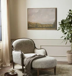 Demi Chaise