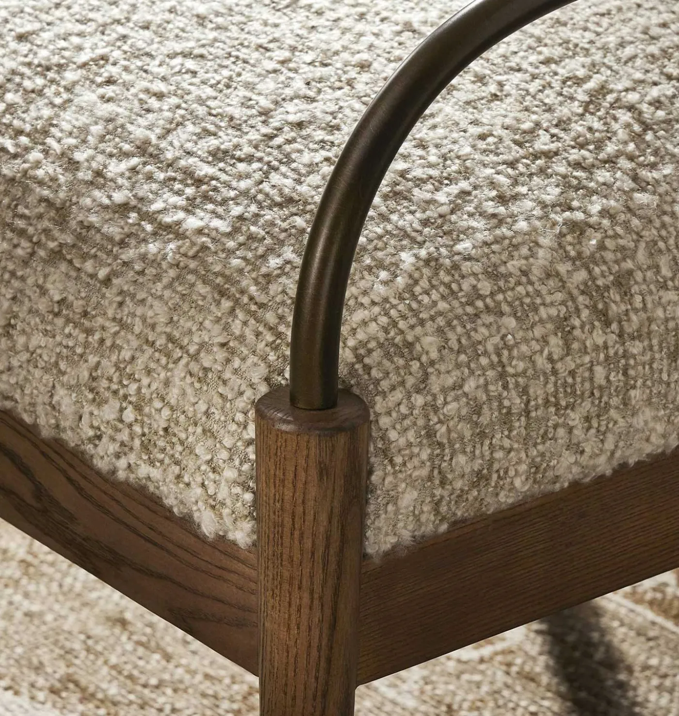 Demi Lounge Chair