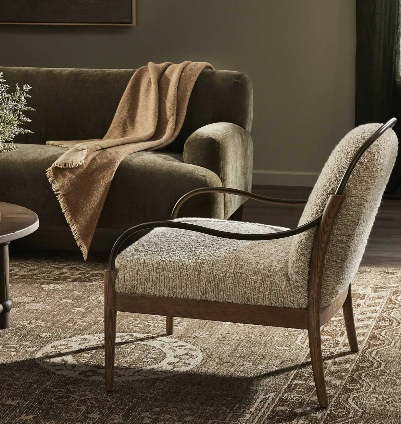 Demi Lounge Chair