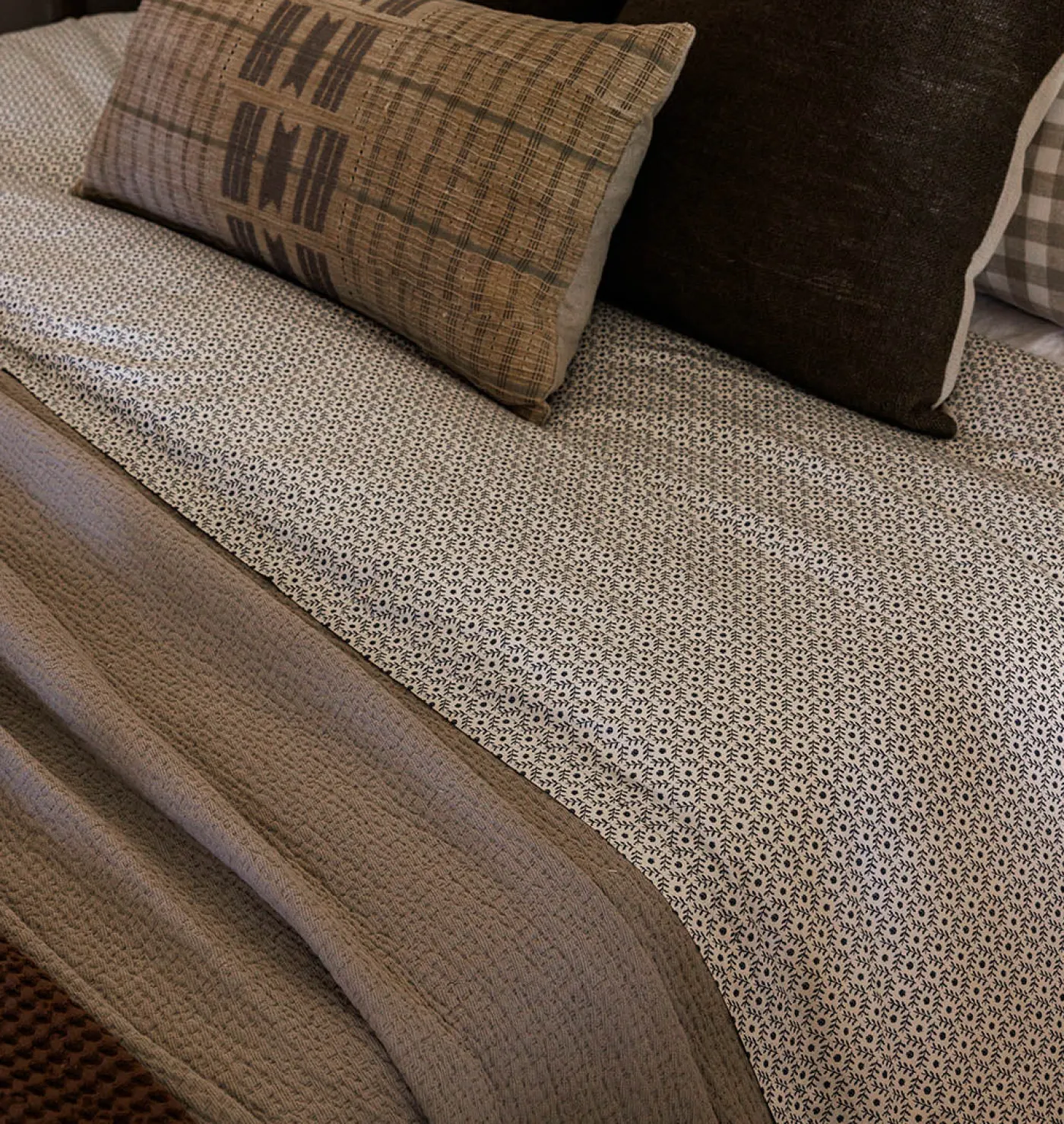 Dotted Vine Duvet Cover