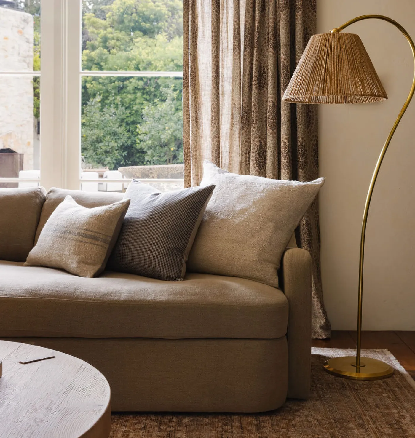 Dume Large Arched Floor Lamp