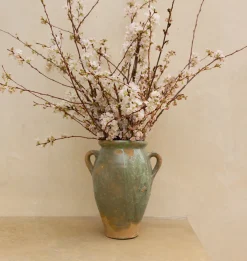 Elara Vintage Vessel