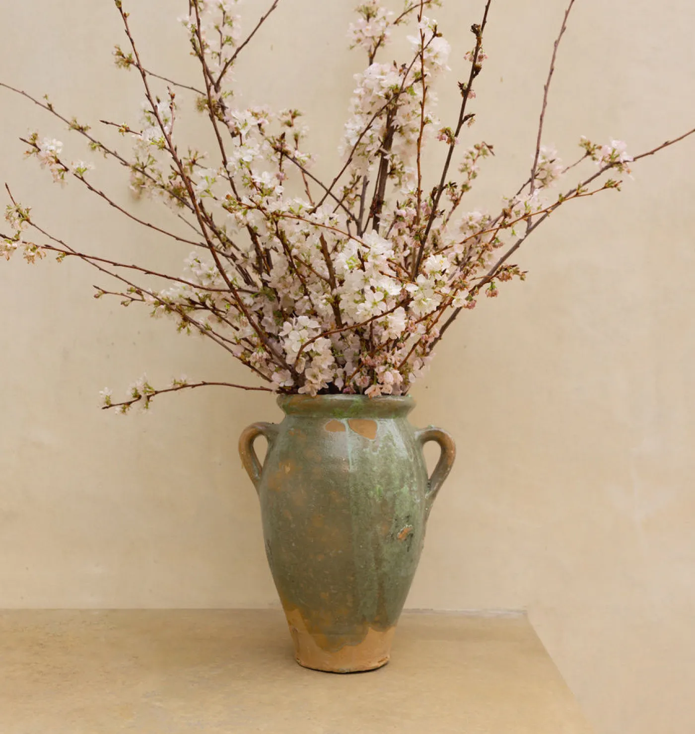 Elara Vintage Vessel