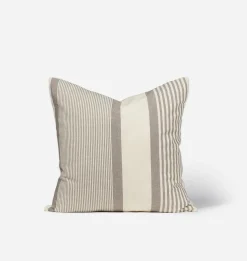 Emilien Vintage Pillow 23" x 23"