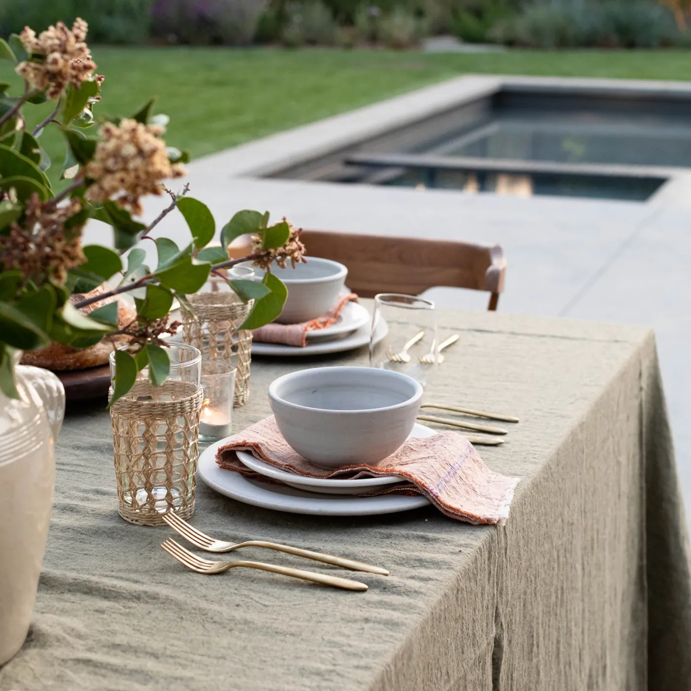 Farmhouse Dinnerware