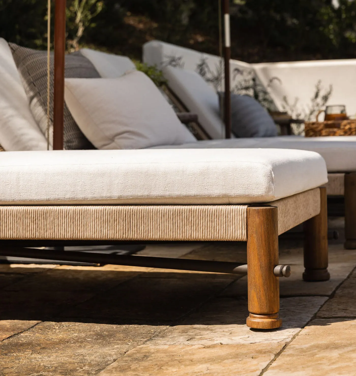Finnegan Outdoor Chaise