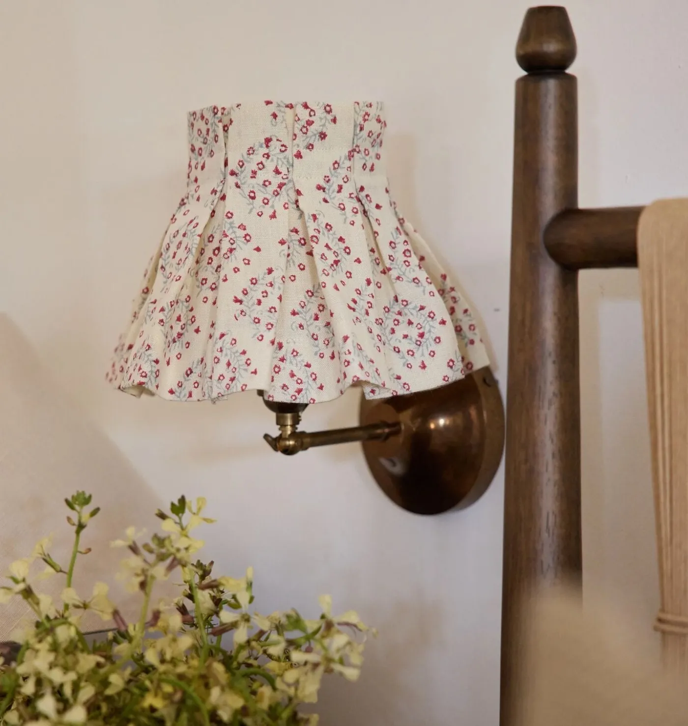 Floral Posy Linen Wall Sconce