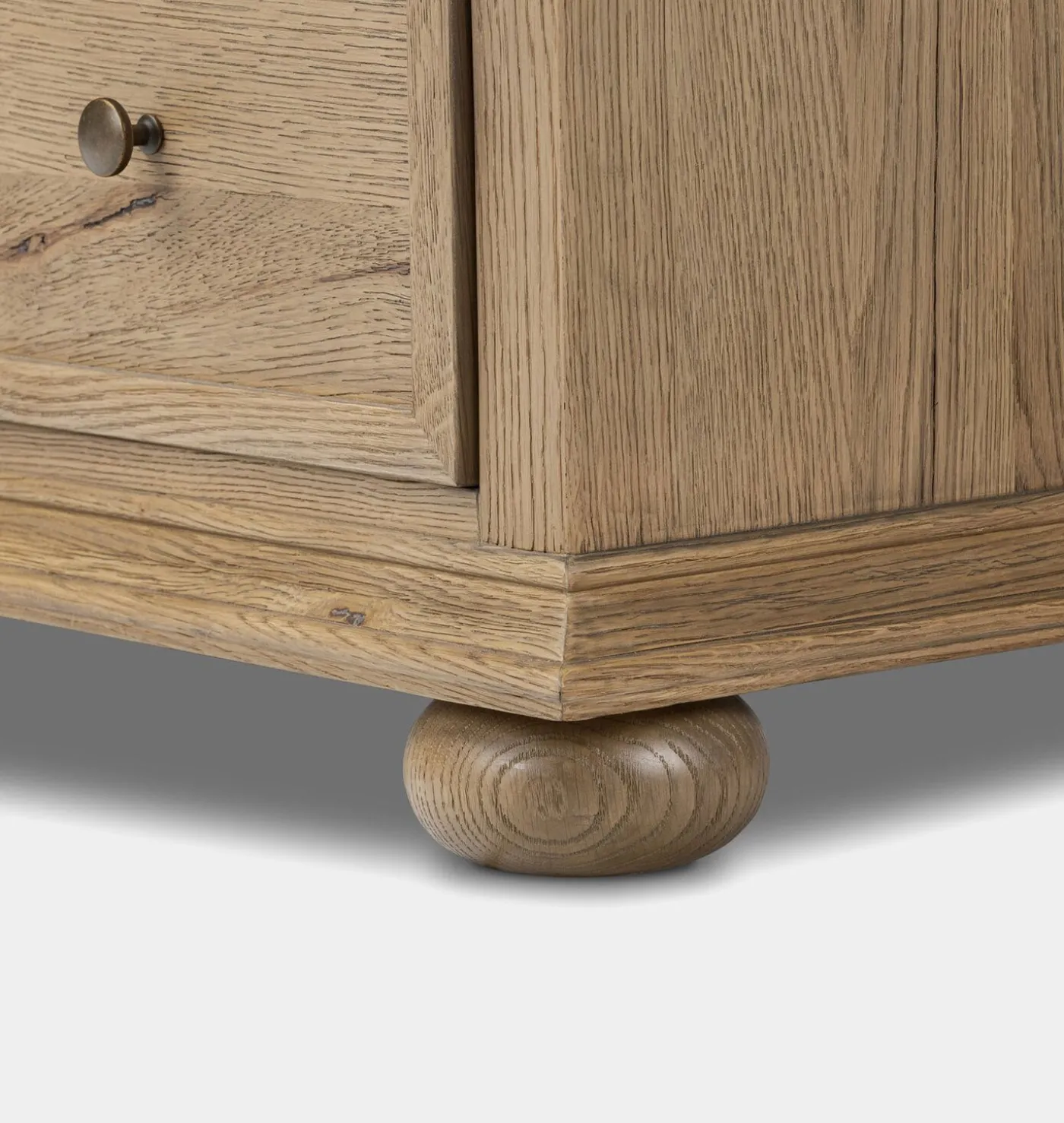 Geoffrey 4 Drawer Dresser
