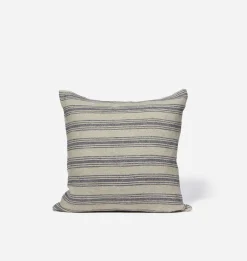 Grady Pillow 22" x 22"