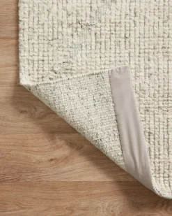 Gwyneth GWY-03 Ivory / Silver Area Rug