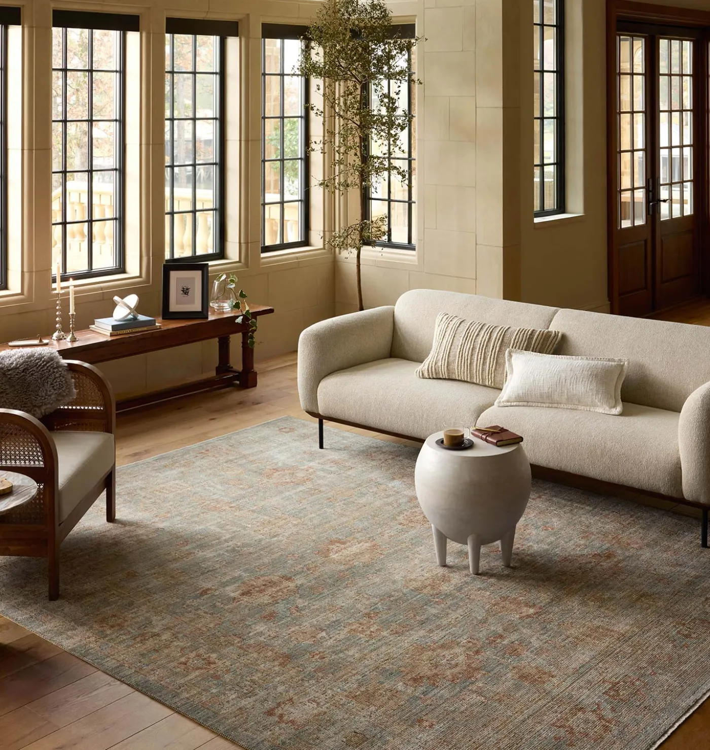 Heritage HER-06 Aqua / Terracotta Area Rug