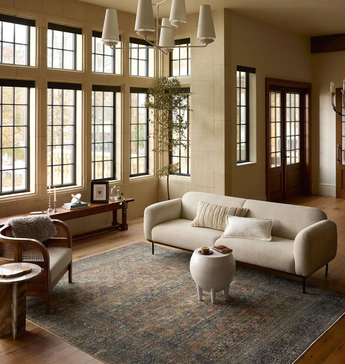 Heritage HER-11 Midnight / Multi Area Rug