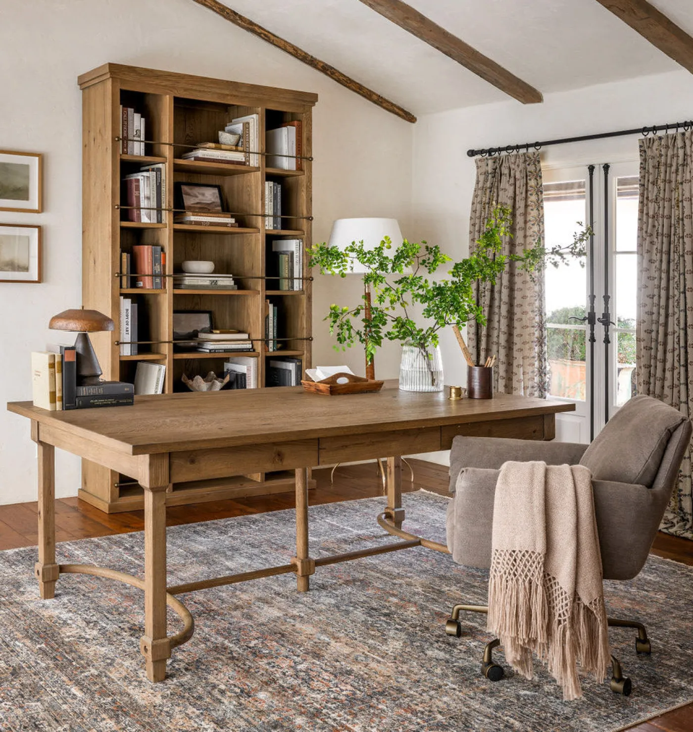 Heritage HER-11 Midnight / Multi Area Rug