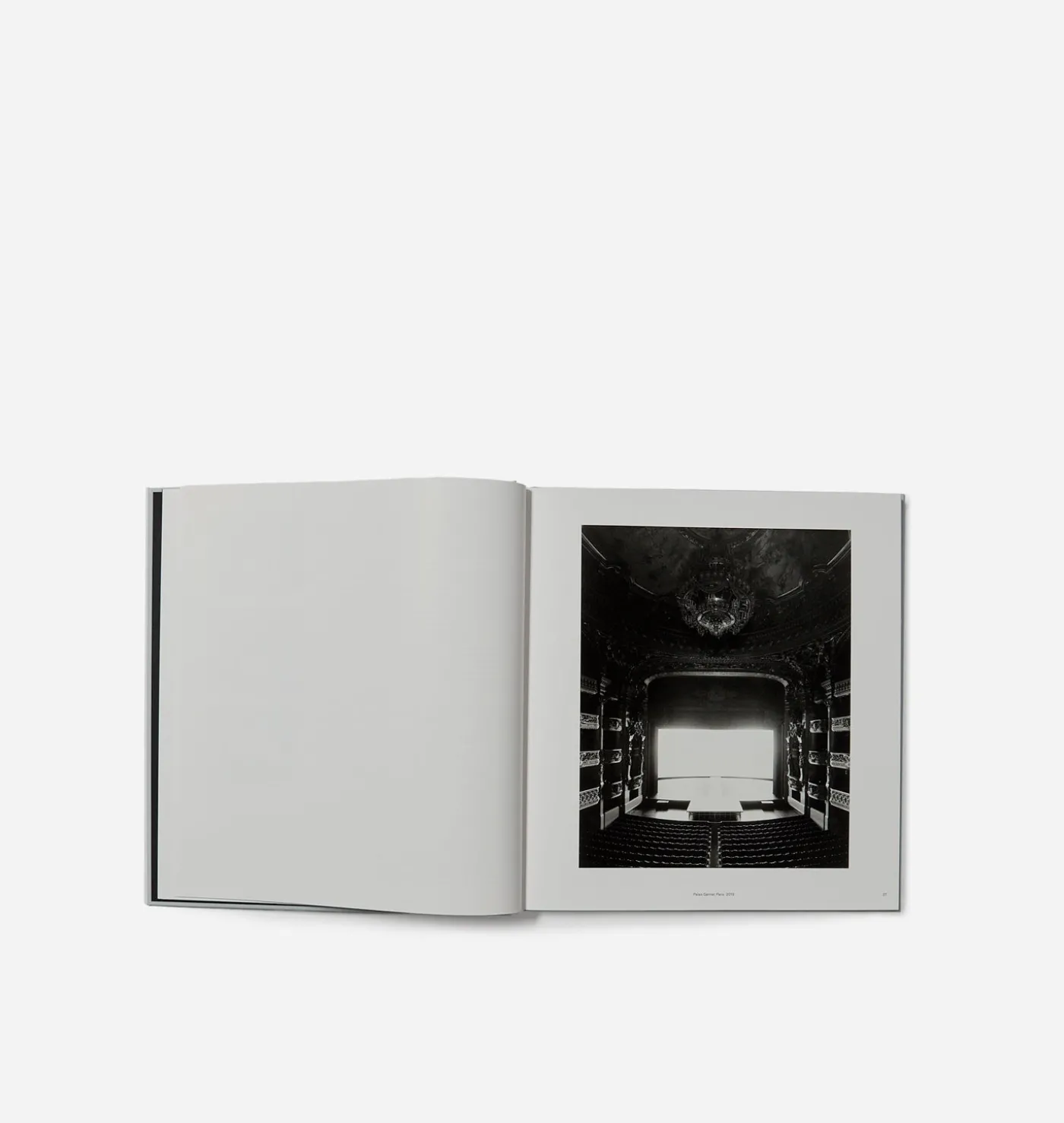 Hiroshi Sugimoto: Time Machine