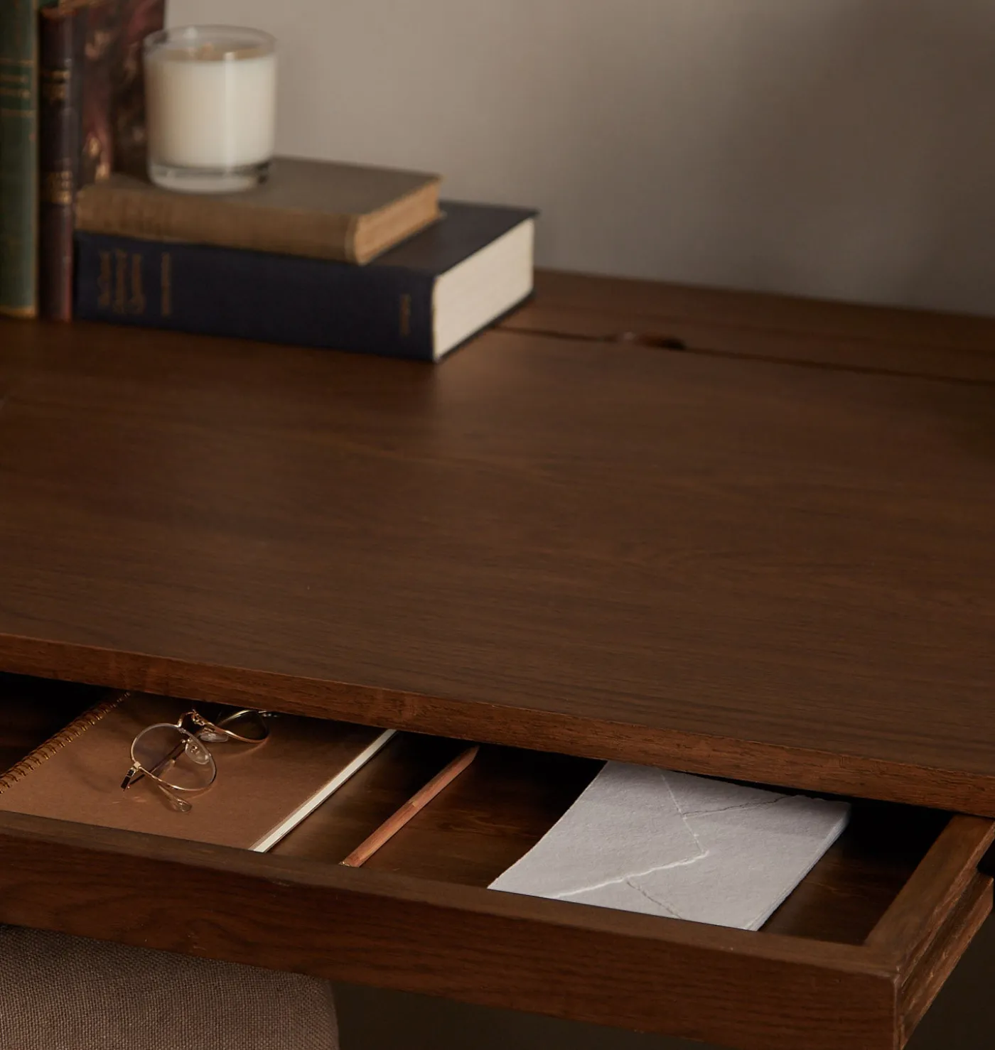 Holden Desk