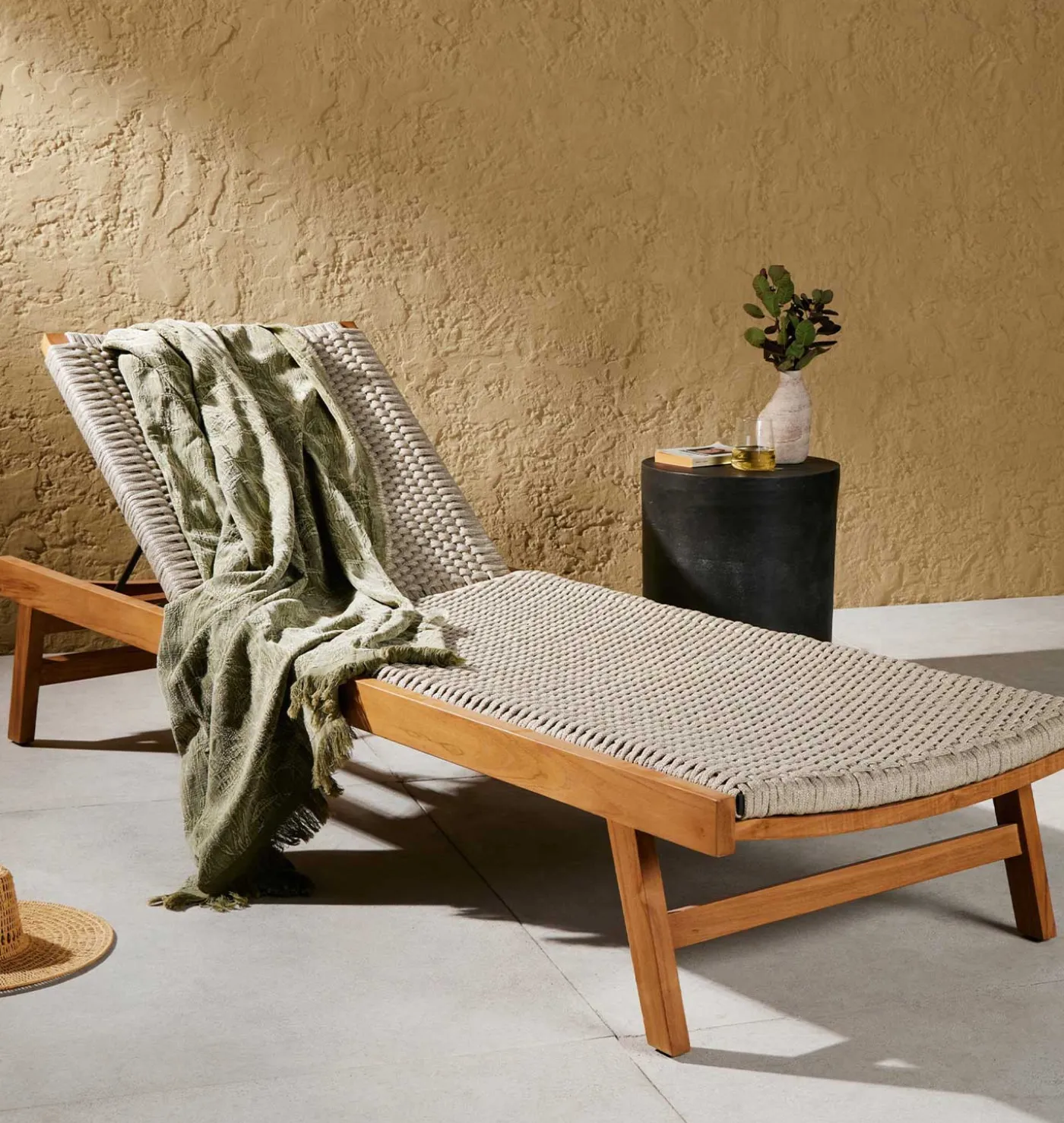 Kagan Outdoor Woven Chaise