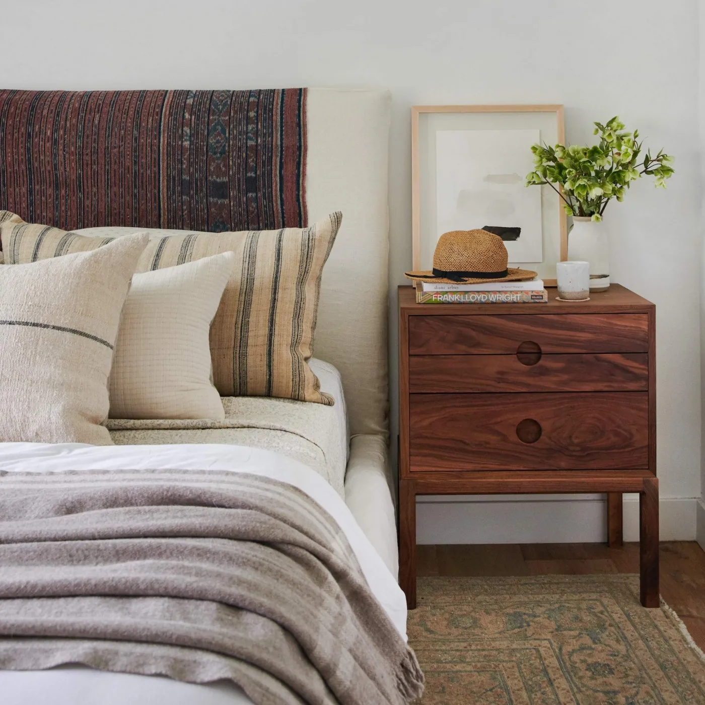 Kanan Side Table