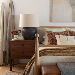 Kanan Side Table