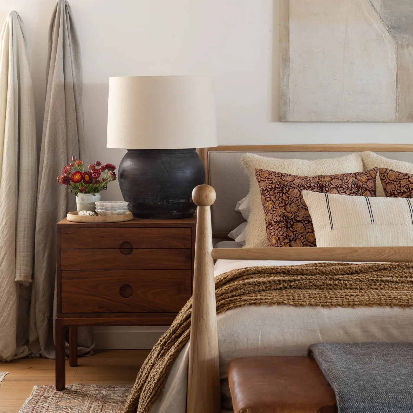 Kanan Side Table