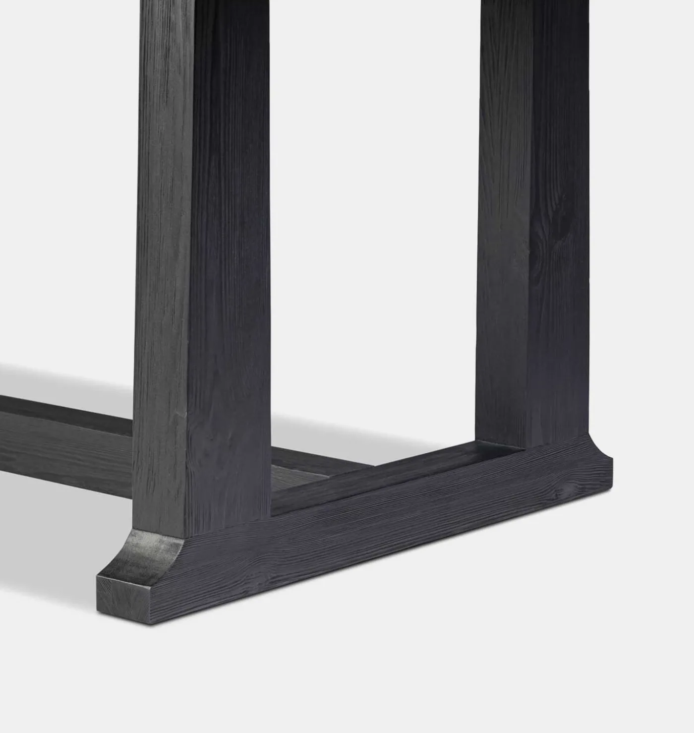 Kodiak Dining Table