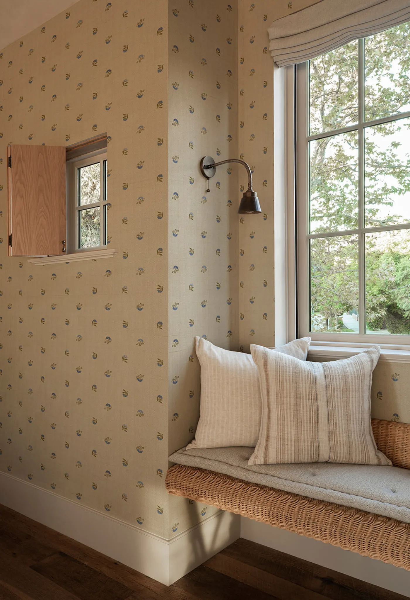 Laila Grasscloth Wallpaper