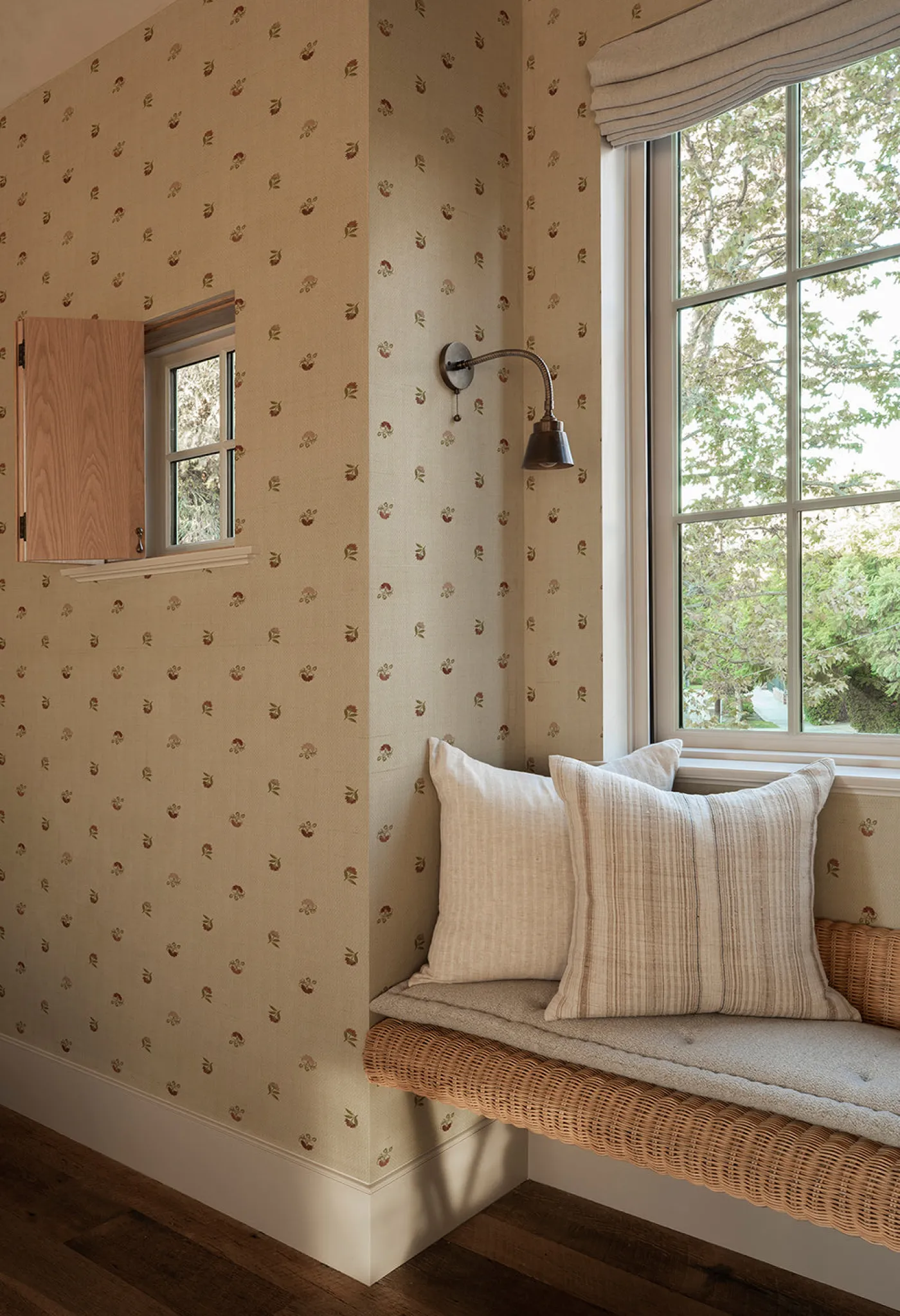 Laila Grasscloth Wallpaper