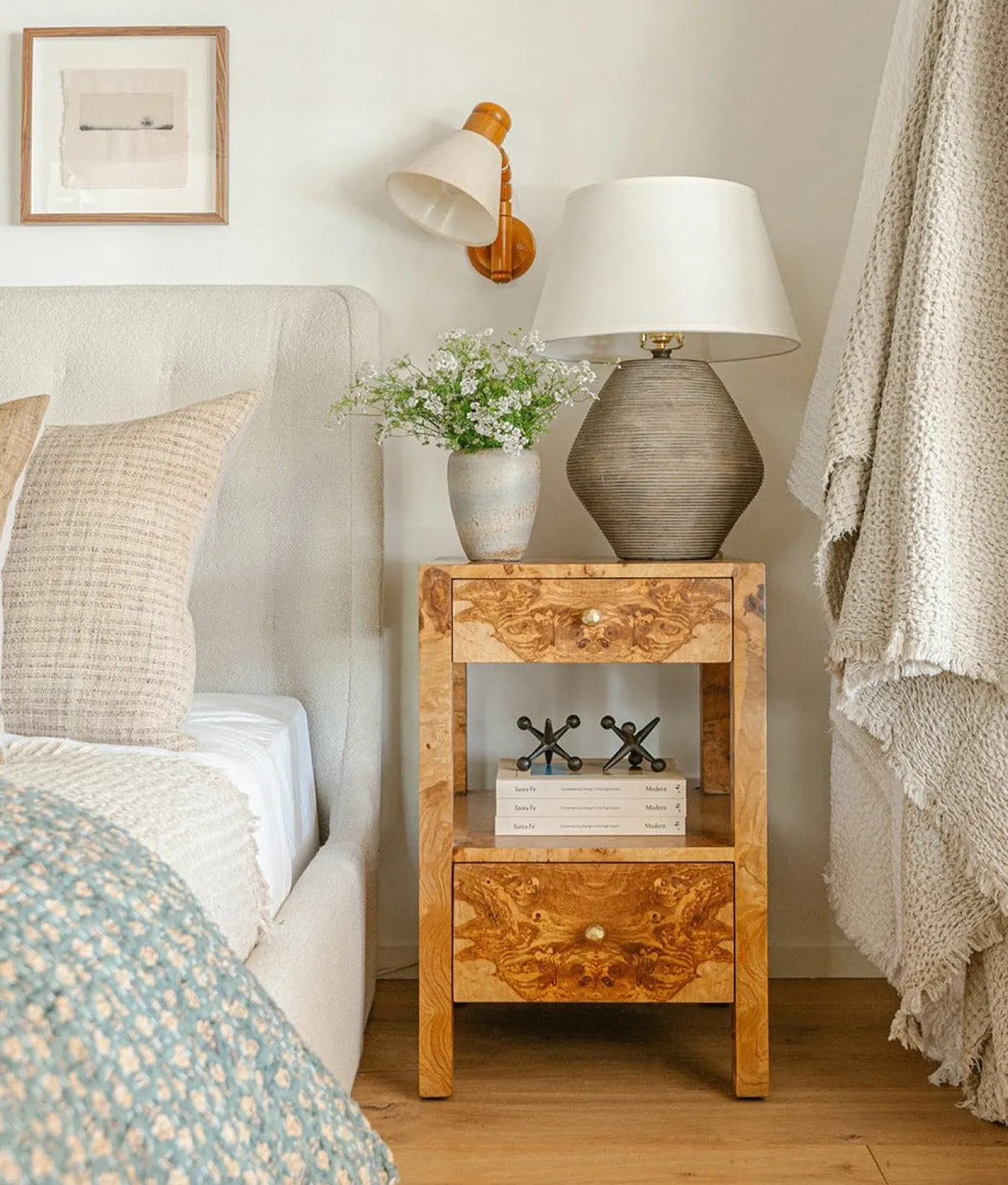 Lazuli Nightstand