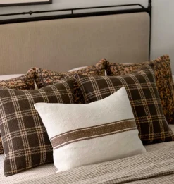 Lucia Vintage Lumbar Pillow 18" x 22"