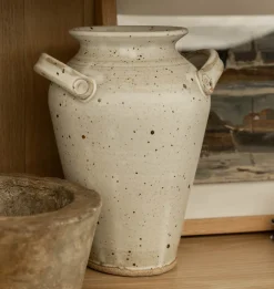 Lyon Vase